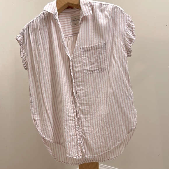 American Eagle outfitters, striped light, rose, and white size medium button up - Picture 4 of 11